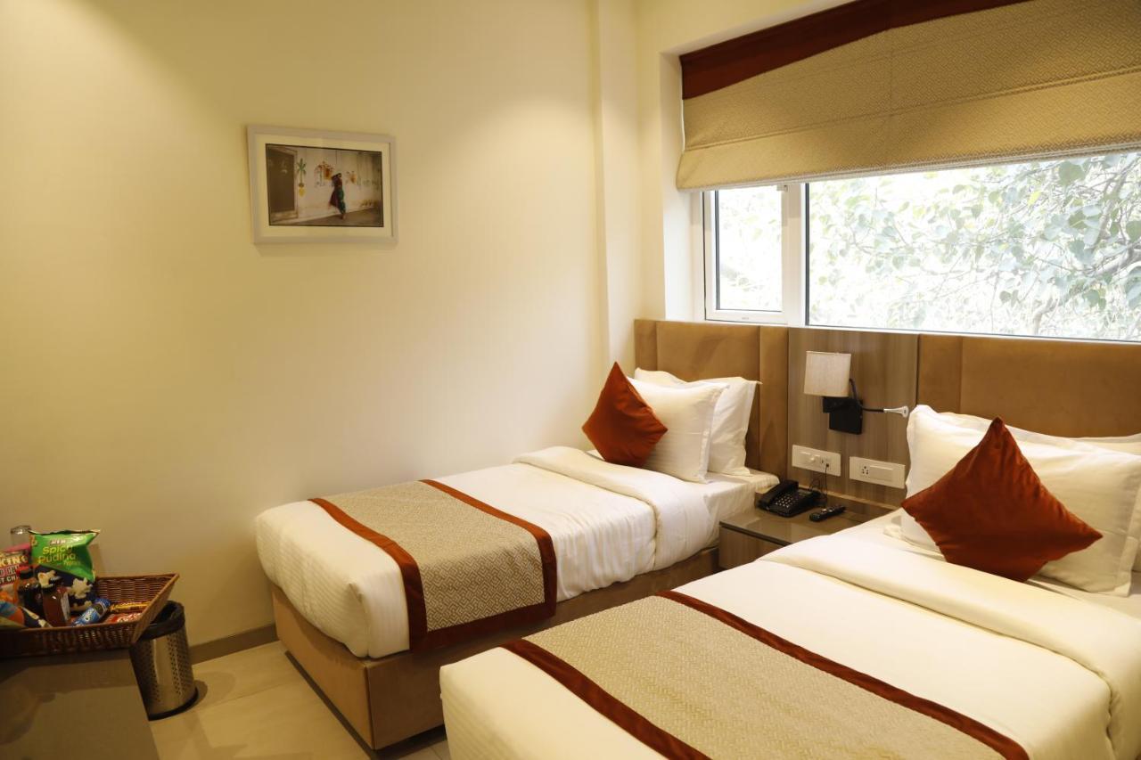 Hotel The Royal Vista Waranasi Zewnętrze zdjęcie