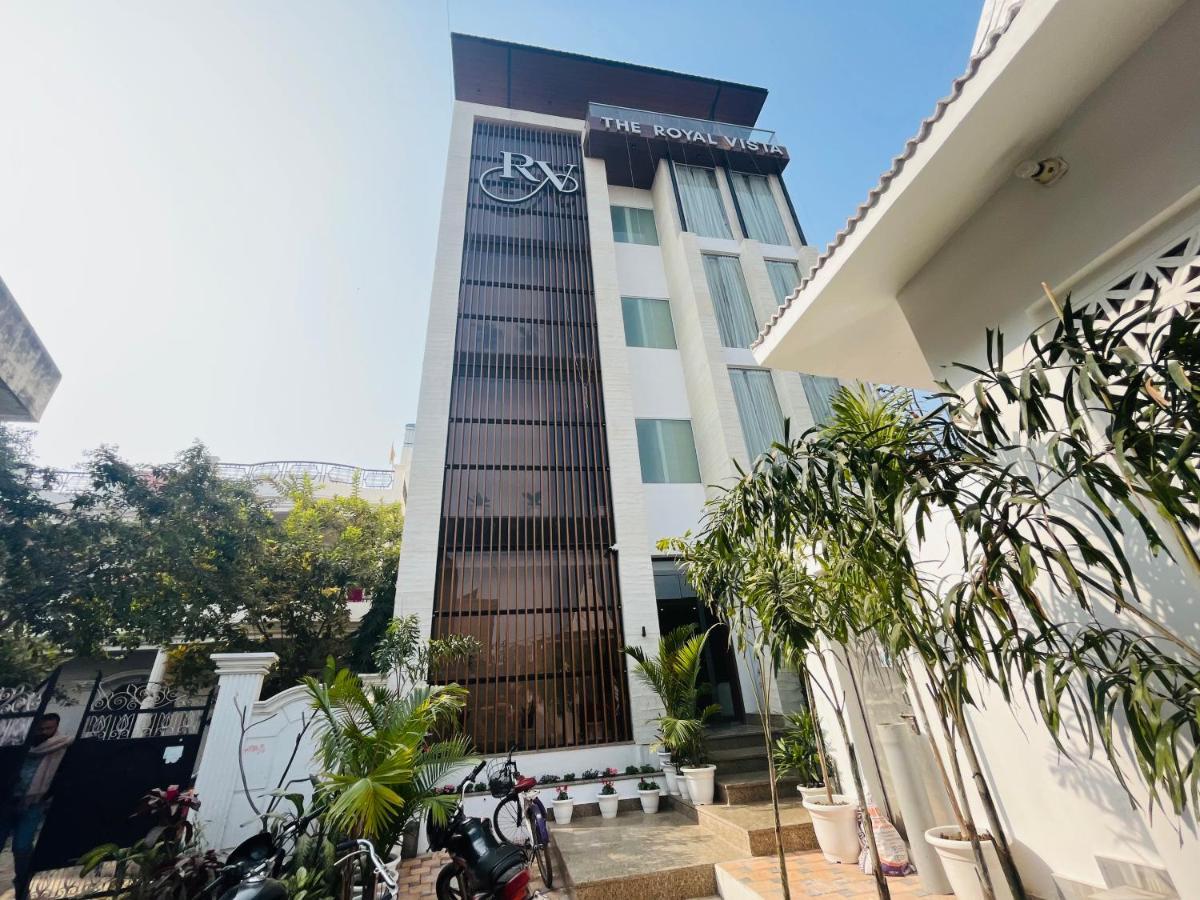 Hotel The Royal Vista Waranasi Zewnętrze zdjęcie