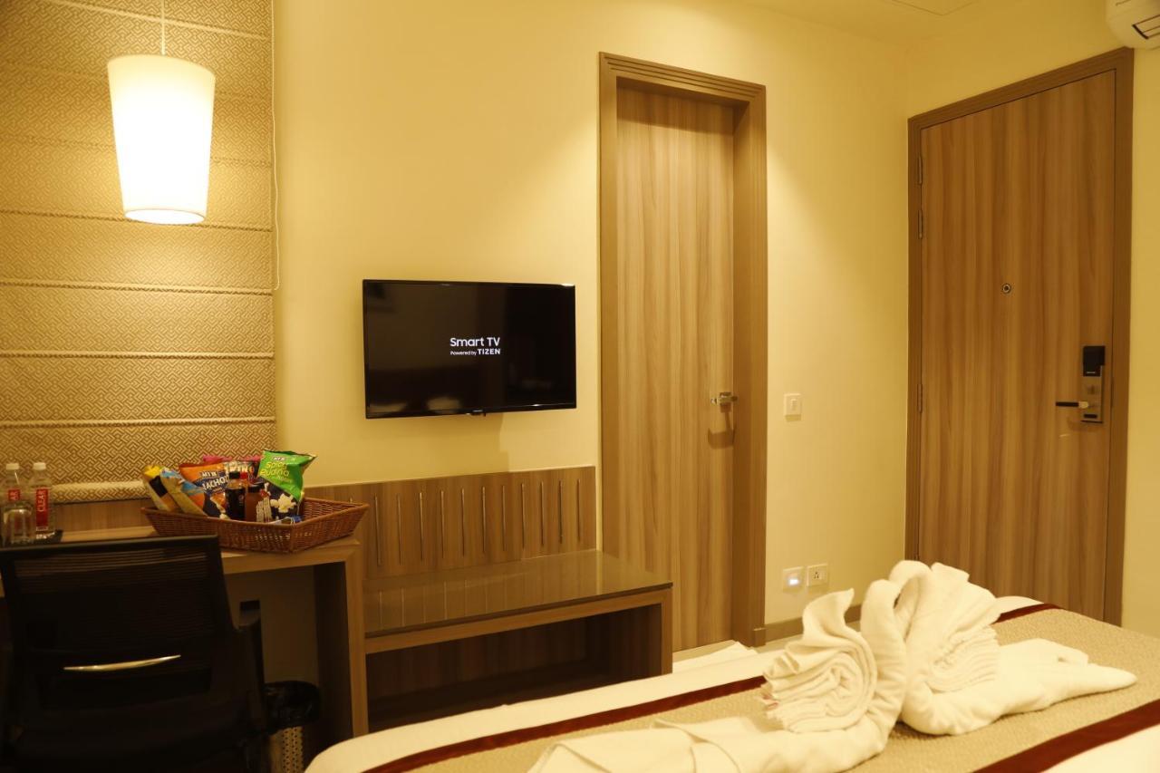 Hotel The Royal Vista Waranasi Zewnętrze zdjęcie