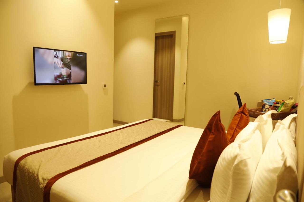 Hotel The Royal Vista Waranasi Zewnętrze zdjęcie