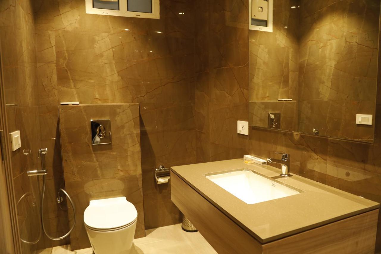 Hotel The Royal Vista Waranasi Zewnętrze zdjęcie