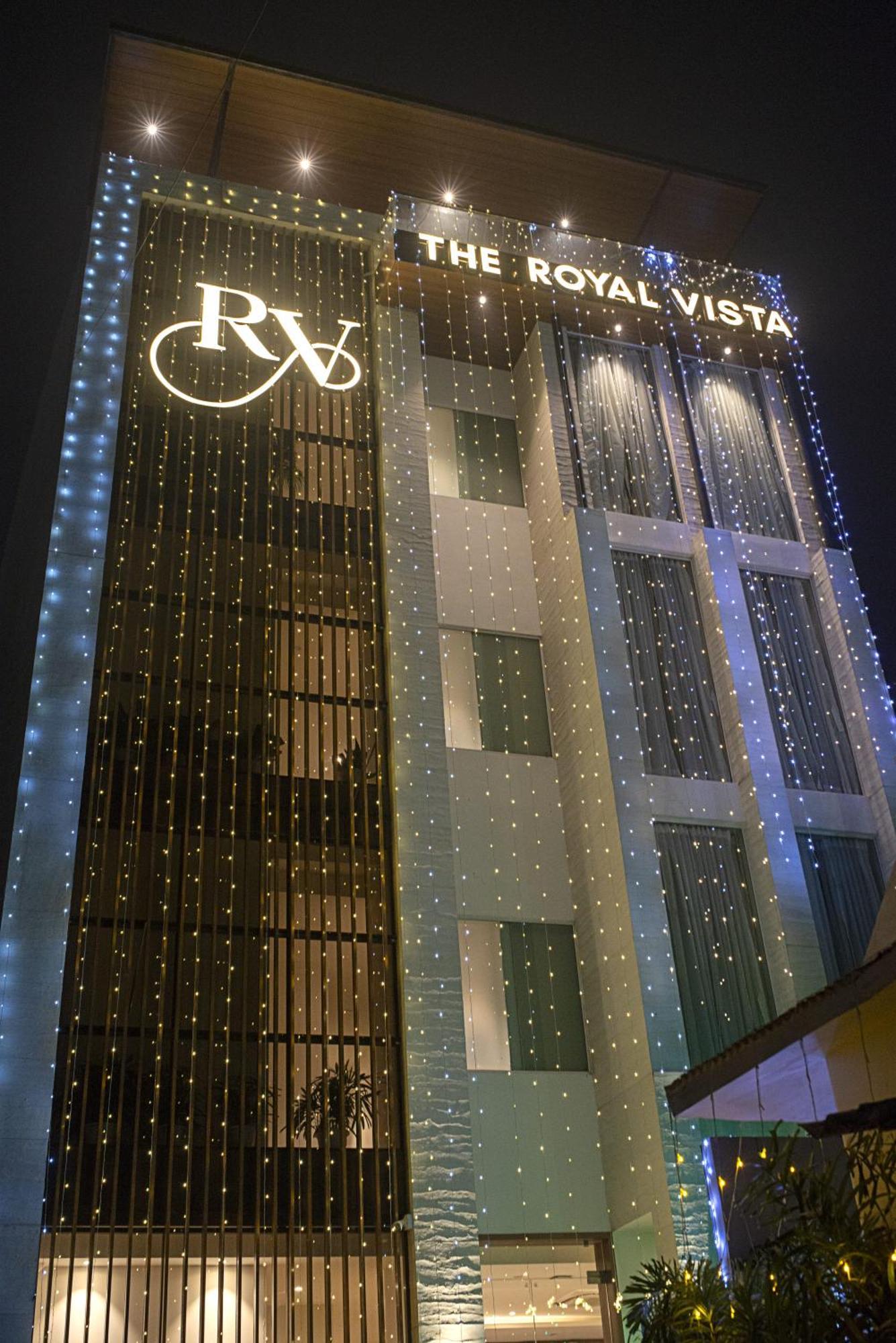 Hotel The Royal Vista Waranasi Zewnętrze zdjęcie